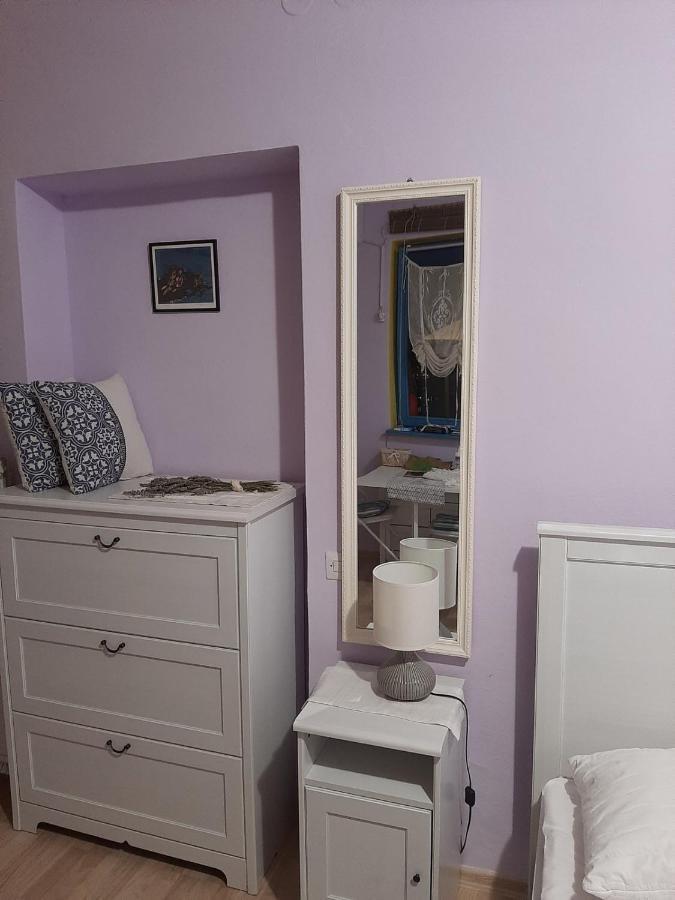 Studio With Garden Near The Sea Копер Экстерьер фото
